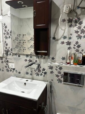 Bathroom in 1 BHK Builder Floor at Defence Colony – for Rent
