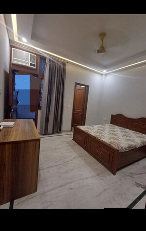 Bedroom in 1 BHK Builder Floor at Nehru Enclave – for Rent