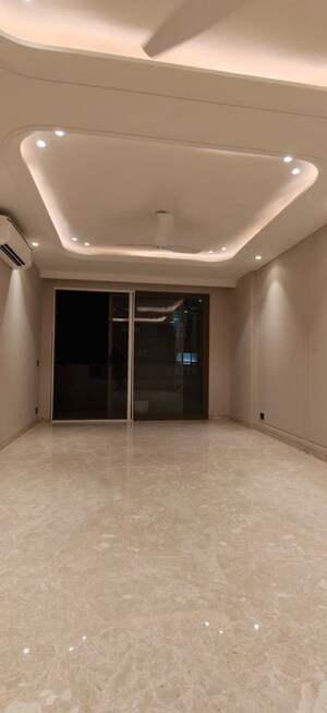 Room in 3 BHK Builder Floor at Greater Kailash I – for Sale