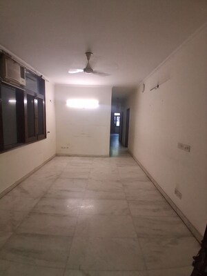 Room in 4 BHK Builder Floor at Greater Kailash I – for Sale