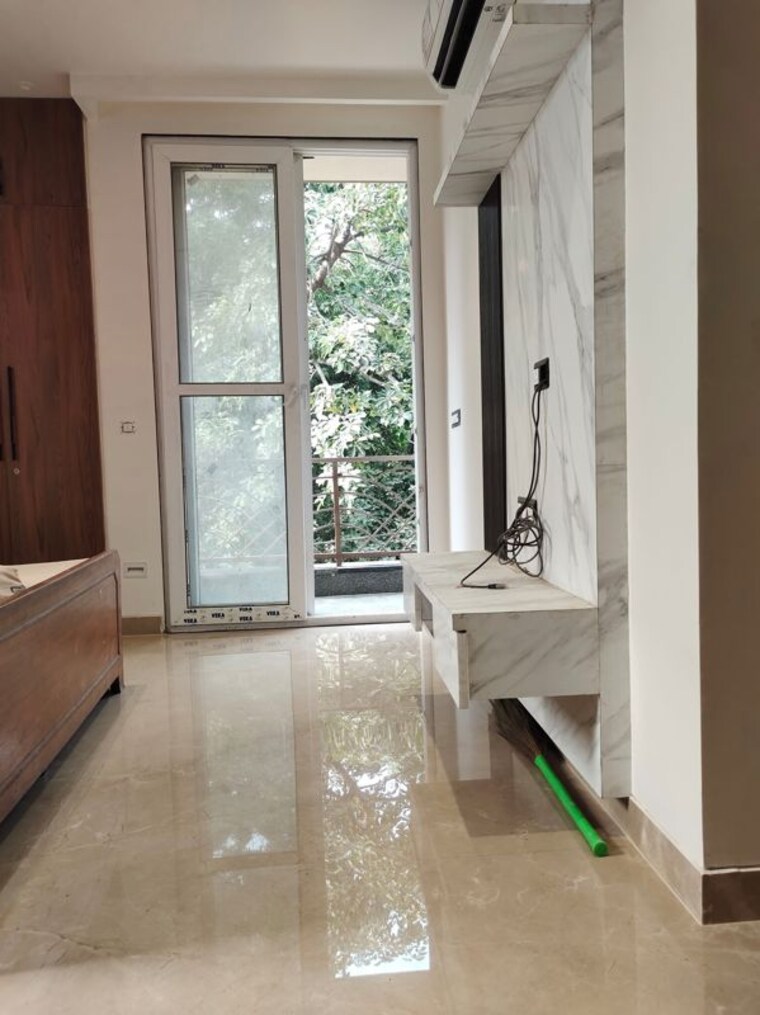 undefined, east of kailash 3 Bedroom 1700 Sq.Ft. Builder Floor In East Of Kailash Delhi 10391299