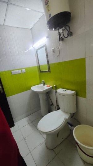 Bathroom in 2.5 BHK Apartment at Gardenia Gateway, Sector 75 – for Rent