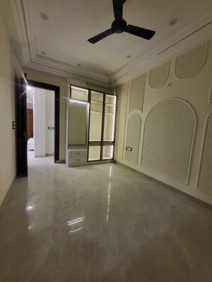 4 BHK Apartment For Rent in Mahagun Moderne, Sector 78