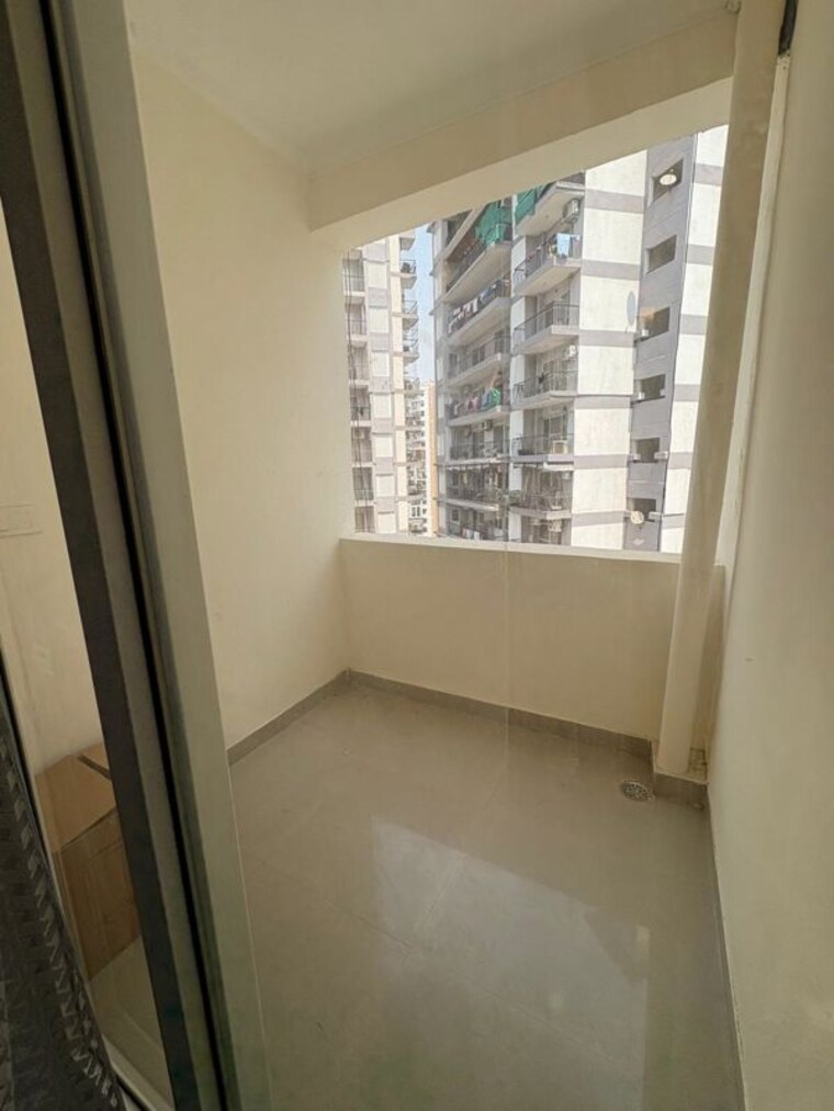 Room, mahagun-moderne 4 Bedroom 2475 Sq.Ft. Apartment In Sector 78 Noida 10394028