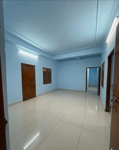 2 BHK Apartment For Rent in Raja Park
