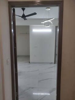 2.5 BHK + Pooja Room,Study Room,Basement Builder Floor For Rent in Smart World Gems
