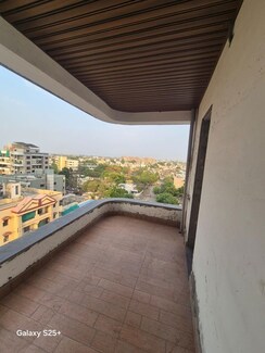 2 BHK Apartment For Sale in Lashkari Bagh