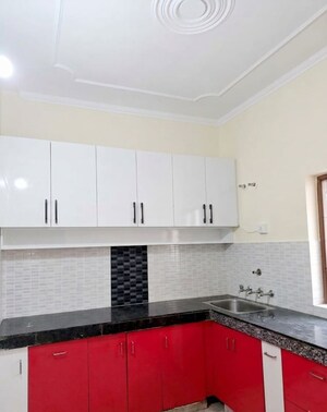 Kitchen in 2.5 BHK Independent House at Sector 21d – for Rent