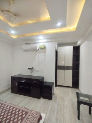 Living Room in 4 BHK Builder Floor at Eros Rosewood Villas, Sector 50 – for Rent