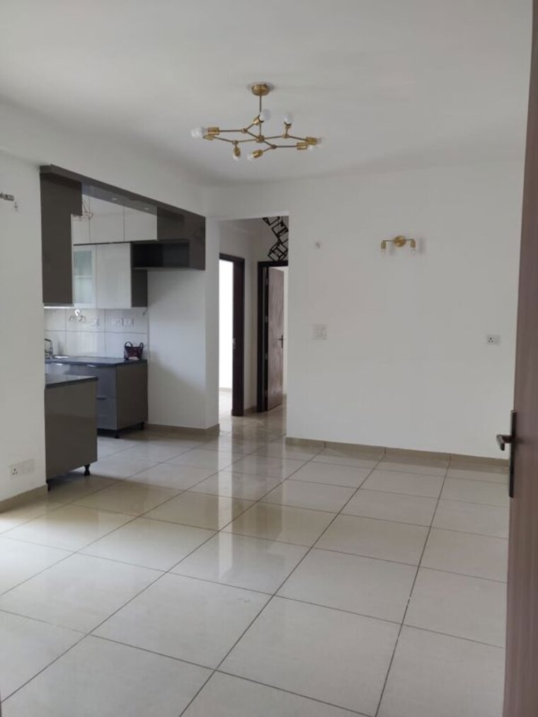 Room, gulshan-botnia 2 Bedroom 1025 Sq.Ft. Apartment In Sector 144 Noida 10393910
