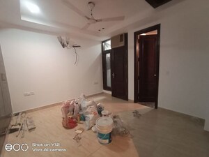 Room in 4 BHK Builder Floor at Greater Kailash I – for Rent
