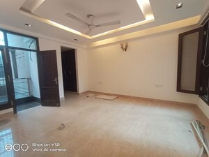 Room in 4 BHK Builder Floor at Greater Kailash I – for Rent
