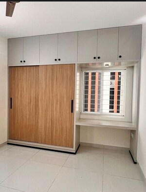 Room in 3 BHK Apartment at Aparna Zenon, Puppalaguda – for Rent
