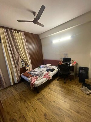 Bedroom in 2 BHK Builder Floor at South City 2 – for Rent