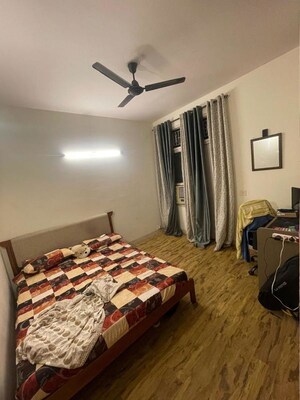 Bedroom in 2 BHK Builder Floor at South City 2 – for Rent