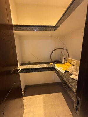 Furnished Amenities in 4 BHK Builder Floor at Hemkunt Colony – for Rent