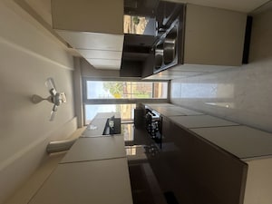 Kitchen in 2.5 BHK Builder Floor at Ivory Silver County, Sector 95a – for Sale