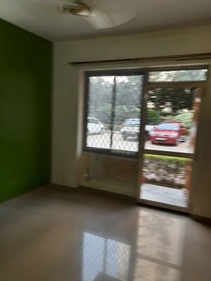 Room in 3 BHK Apartment at Sector 49 – for Rent
