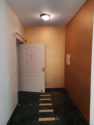 Room in 3 BHK Apartment at Sector 49 – for Rent