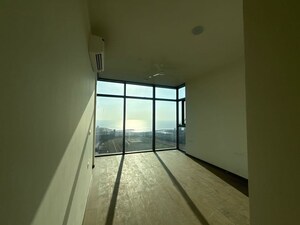 Balcony in 4 BHK Apartment at Piramal Mahalaxmi, Mahalaxmi – for Rent