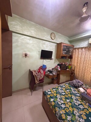 Bedroom in 2 BHK Apartment at Riddhi Tower, Malad East – for Rent