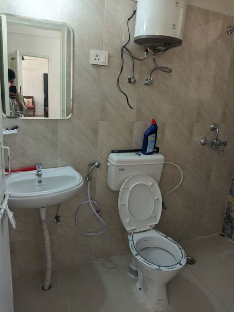 Bathroom, signature-the-millennia-2 2 Bedroom 690 Sq.Ft. Apartment In Sector 37d Gurgaon 10394329