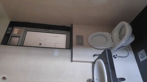 Bathroom in 1.5 BHK Apartment at Sheth Avante, Kanjurmarg West – for Rent