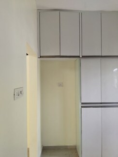 3 BHK + Servant Room Apartment For Rent in Narendra Nagar