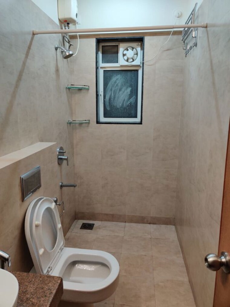 Bathroom, godrej-prime 3 Bedroom 1050 Sq.Ft. Apartment In Chembur Mumbai 10394439