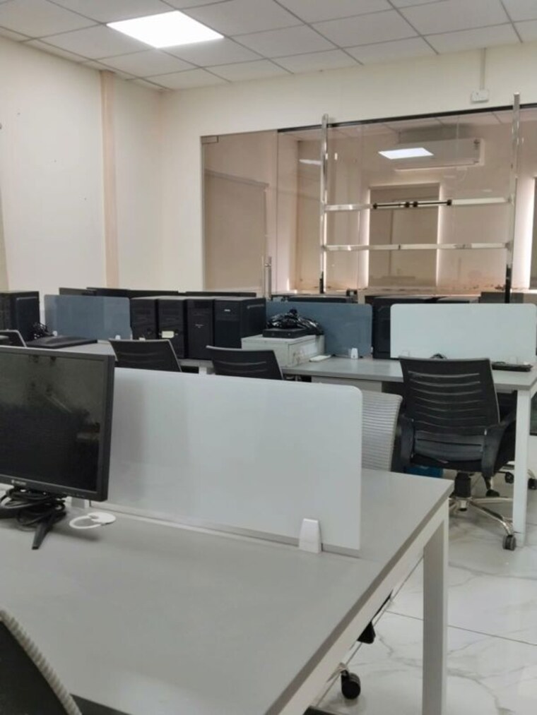Team Area, sector 2 Commercial Office Space 1200 Sq.Ft. In Sector 2 Noida 10394494