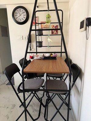 Dining area in 1.5 BHK Apartment at Raheja Ridgewood, Goregaon East – for Sale