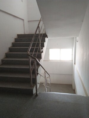 Staircase in 2 BHK Apartment at Kamgar Putala Vasahat – for Rent