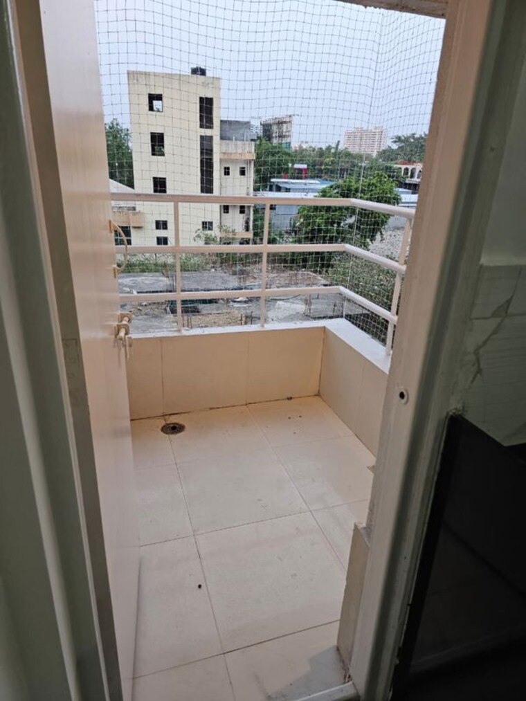 Balcony, kamgar putala vasahat 2 Bedroom 750 Sq.Ft. Apartment In Kamgar Putala Vasahat Pune 10394535