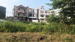  Plot For Sale in Maulviganj