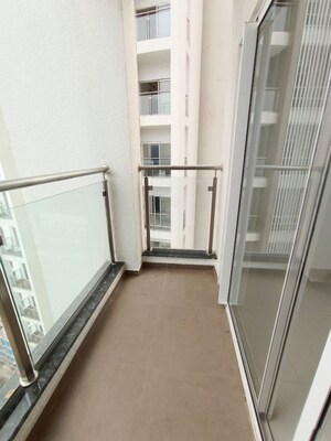 Building Lobby in 3 BHK Apartment at Runwal The Central Park, Chinchwad – for Rent