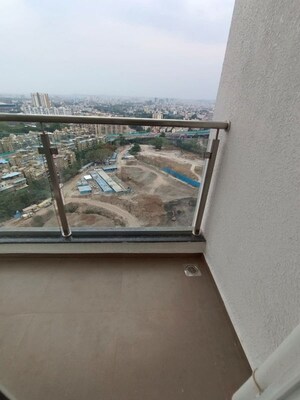 Furnished Amenities in 3 BHK Apartment at Runwal The Central Park, Chinchwad – for Rent