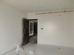 Room in 3 BHK Apartment at Sheth Avante, Kanjurmarg West – for Sale