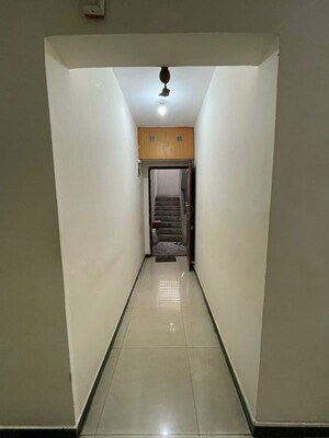 3 BHK Apartment – Nearby View at Kothrud - for Rent