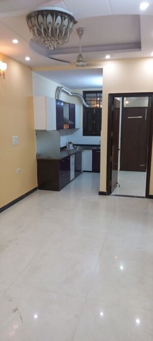 Room in 2 BHK Builder Floor at Uma Apartments Vaishali, Vaishali Sector 9 – for Rent