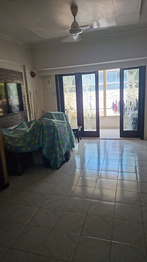 Bedroom in 2 BHK Apartment at Kamgar Putala Vasahat – for Sale