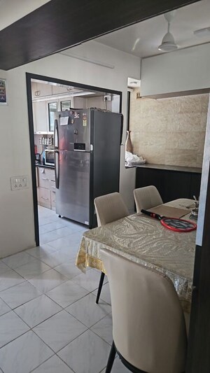 Team Area in 2 BHK Apartment at Kamgar Putala Vasahat – for Sale