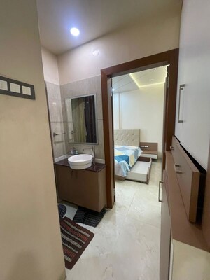 Room in 1 BHK Apartment at Shivajinagar – for Rent