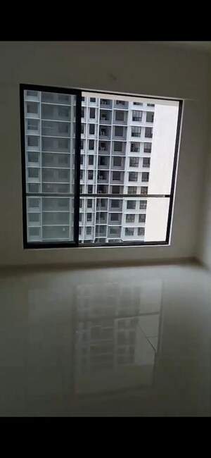 Room in 2 BHK Apartment at Kolte Patil Verve, Bangur Nagar – for Rent