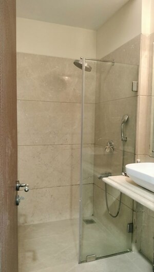 Bathroom in 3 BHK Apartment at Oberoi Realty Woods, Goregaon East – for Sale