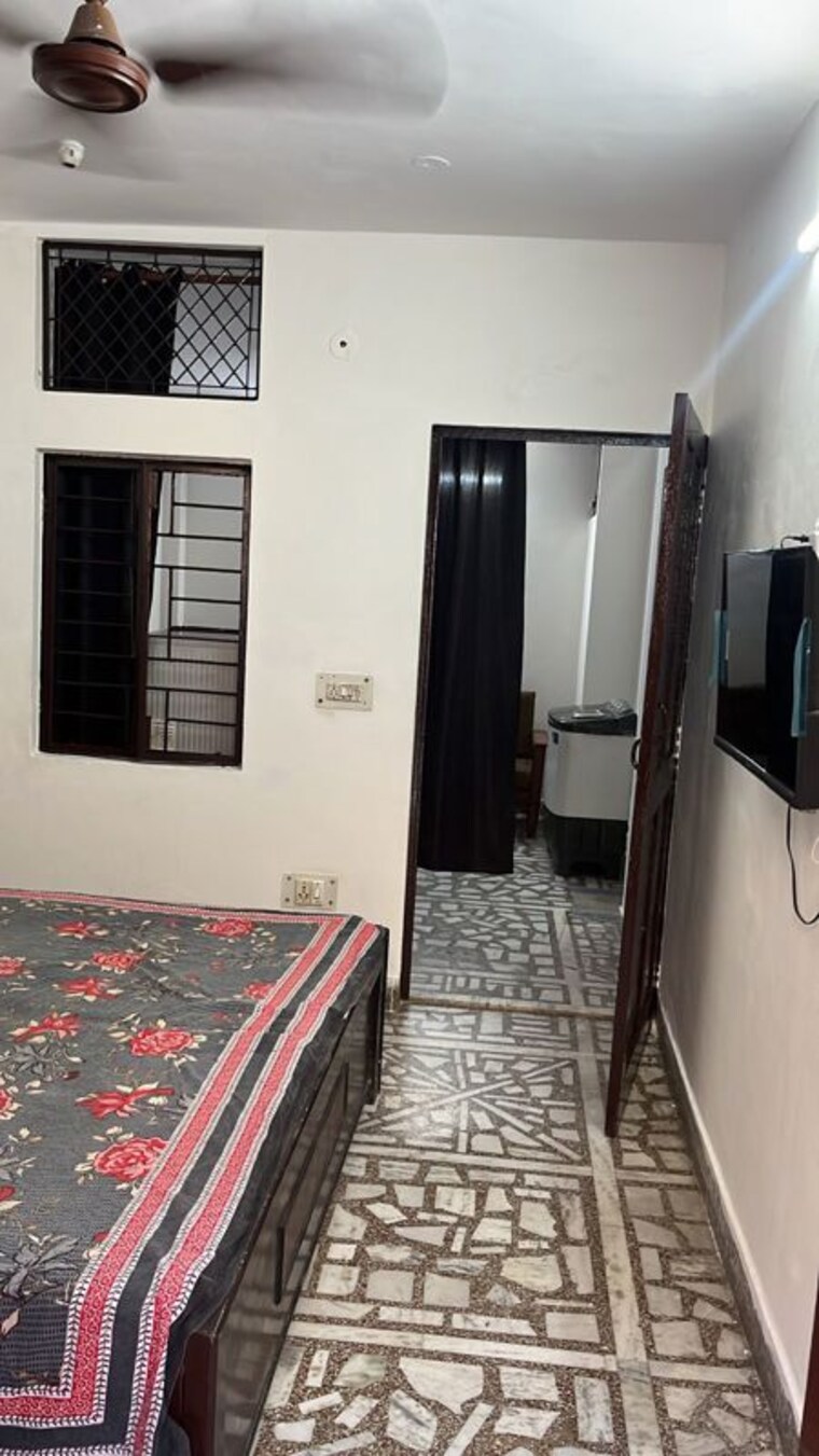 Bedroom, kalkaji 1 Bedroom 550 Sq.Ft. Builder Floor In Kalkaji Delhi 10394574