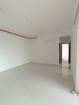 Room in 2 BHK Apartment at Runwal The Central Park, Chinchwad – for Rent