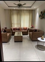 3 BHK + Pooja Room,Servant Room,Study Room 500 Sq.Ft. Builder Floor in Sector 21