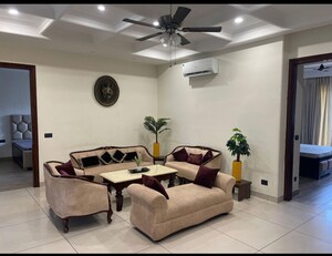 Team Area in 3 BHK Builder Floor at Sector 21 – for Rent