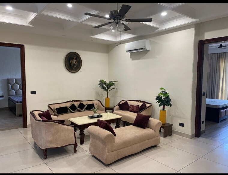 Team Area, sector 21 3 Bedroom 500 Sq.Ft. Builder Floor In Sector 21 Chandigarh 10394588