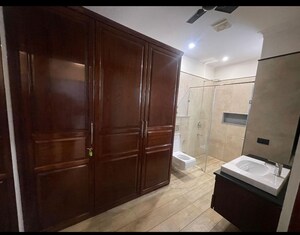 Bathroom in 3 BHK Builder Floor at Sector 21 – for Rent